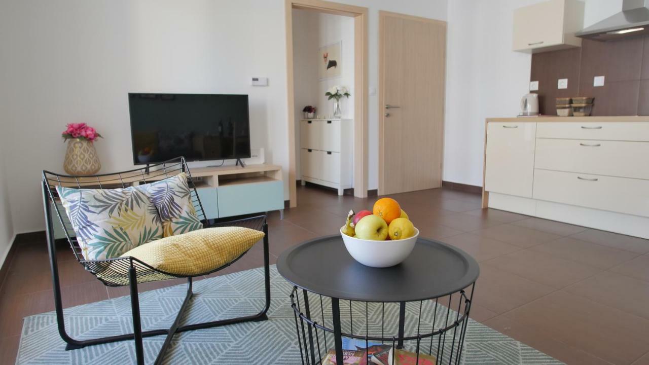 Paradiso Apartment Pola Esterno foto