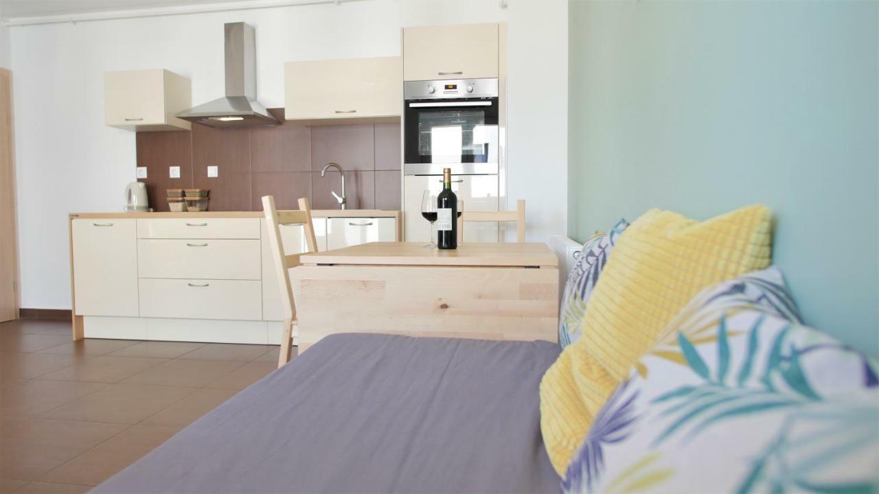 Paradiso Apartment Pola Esterno foto